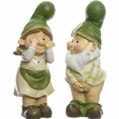 2x tuinkabouter beelden glurende vrouw/man met blote bips 38 cm