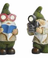 2x tuinkabouter beelden george james met solar verlichting 24 cm