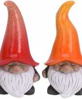 Set van 2 tuinkabouters gnooms met oranje en rode muts 23 cm